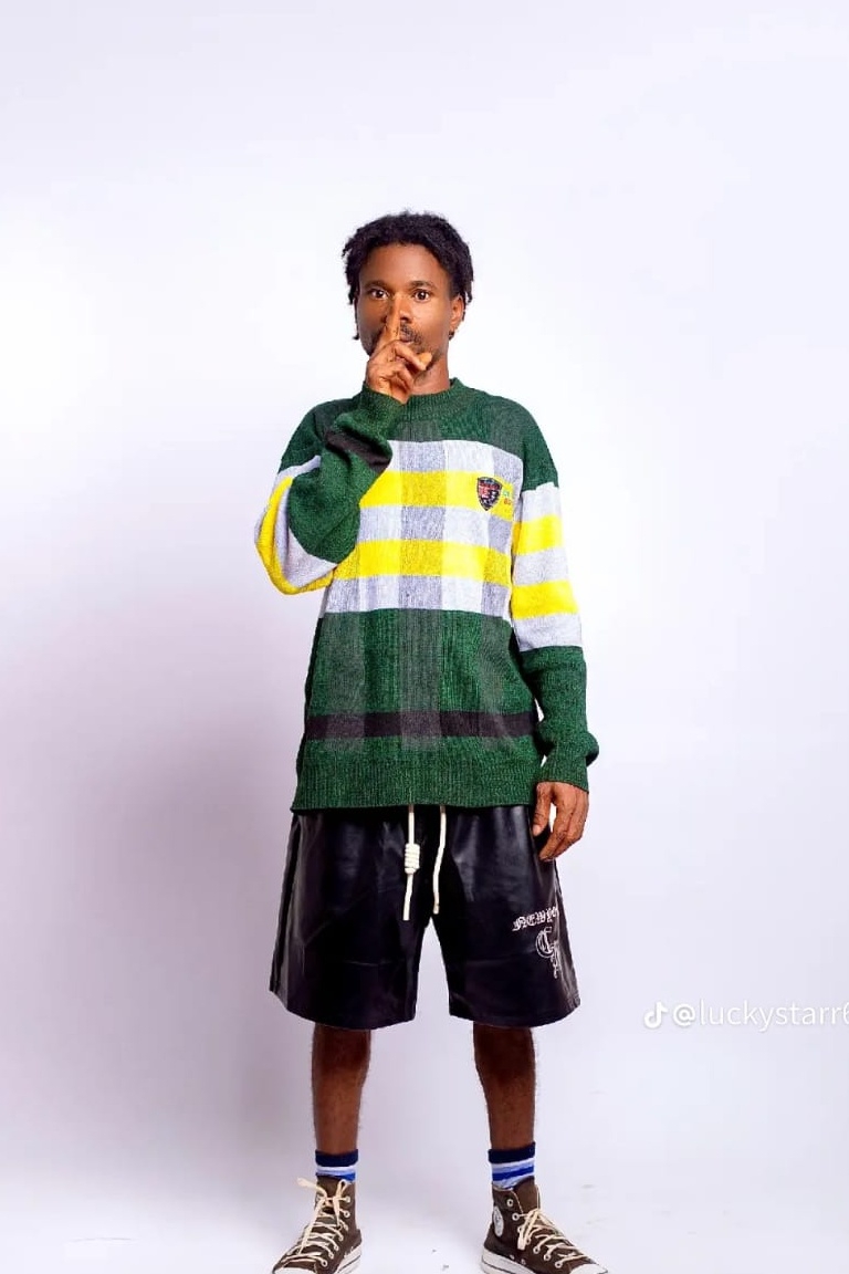 Ghanaian afrobeat artist Kelvyn Boy performing live on stage