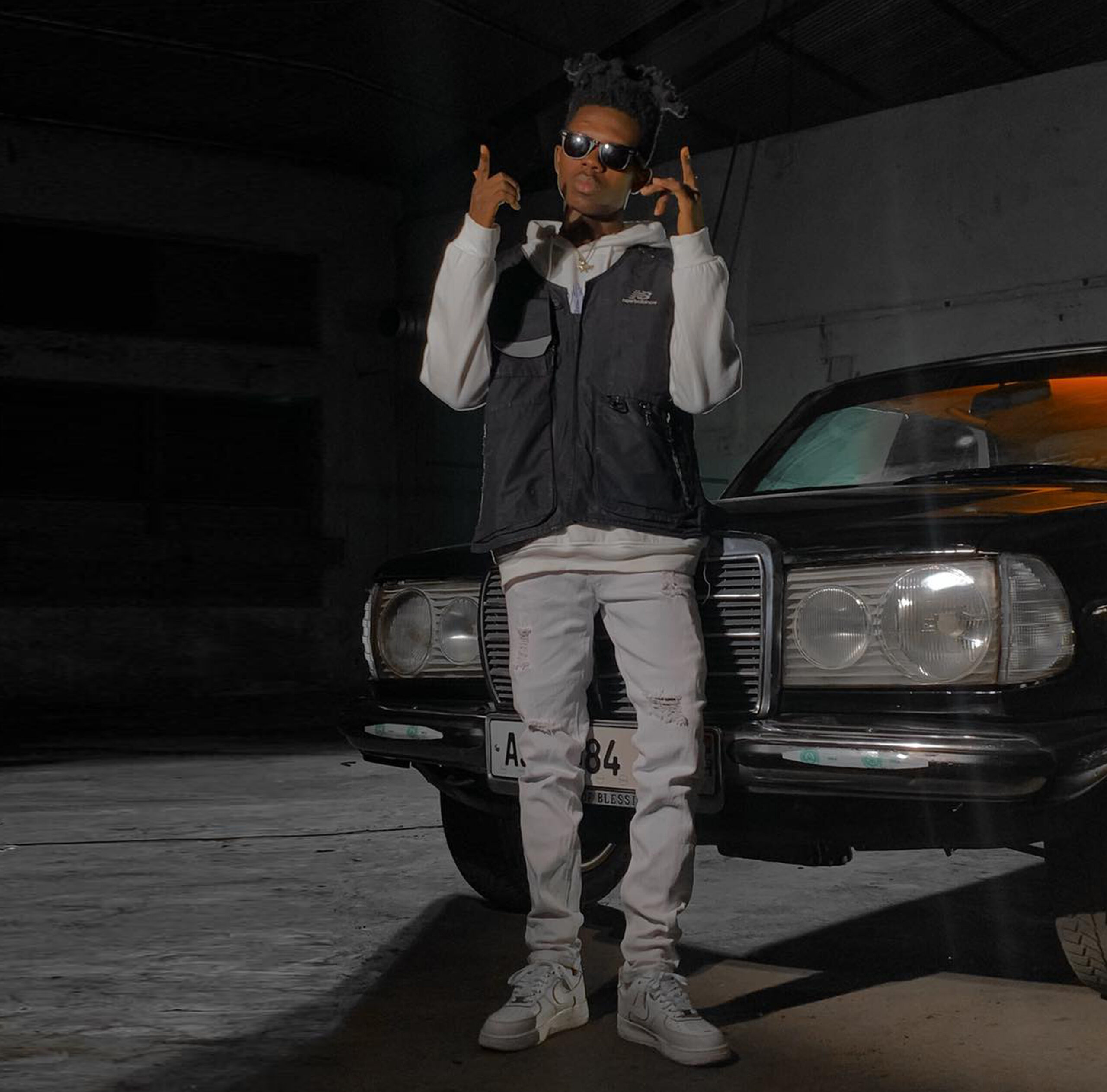 Strongman and Sarkodie collaborating on LOMO